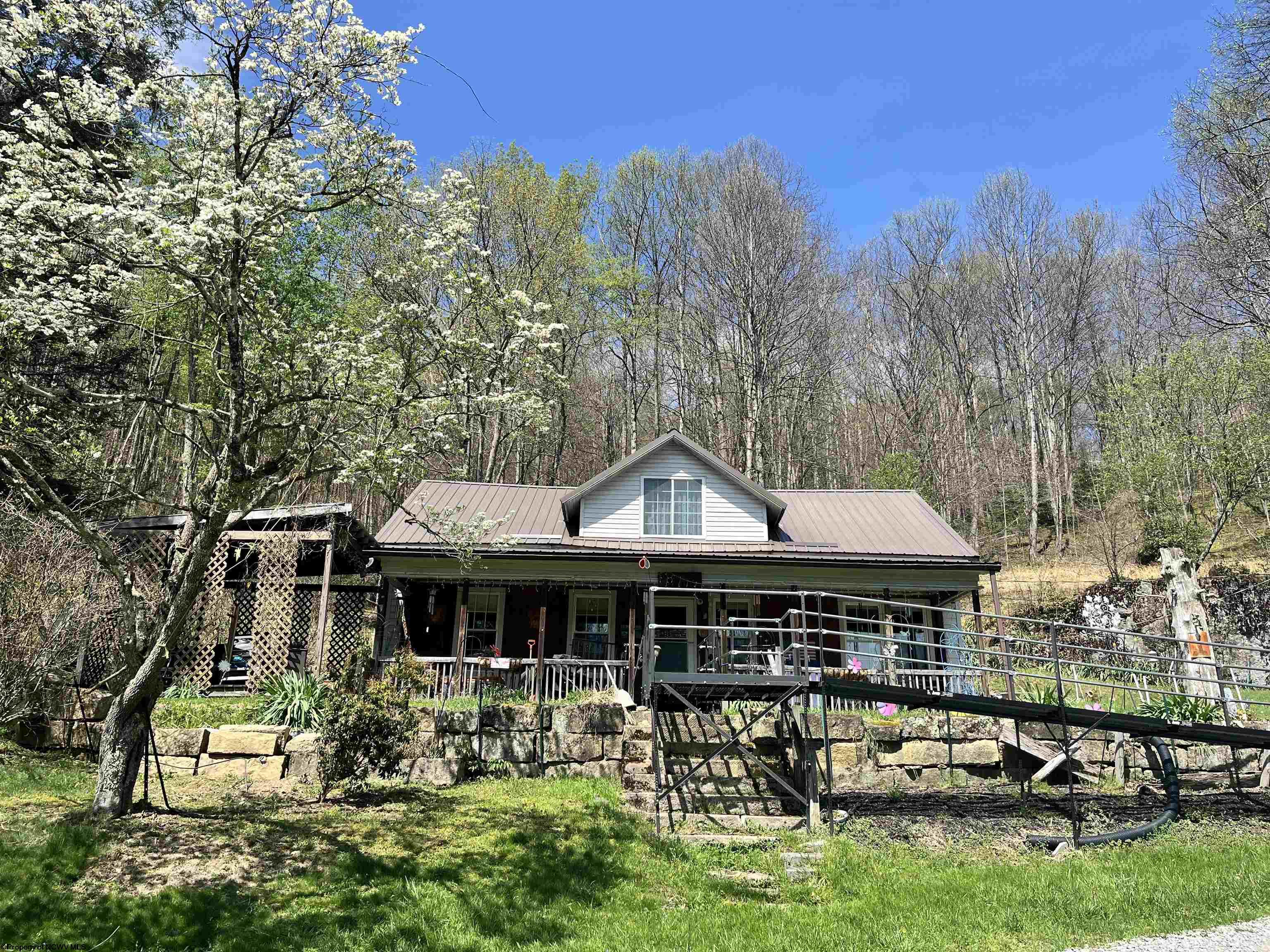 170 Gregorytown Road Rock Cave WV 26234