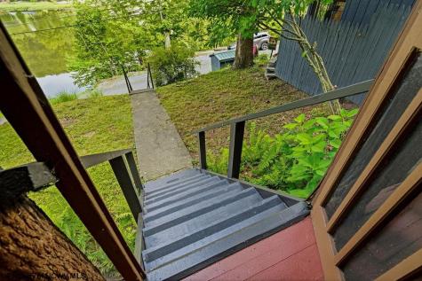 1752 Lake Floyd Circle Bristol WV 26426