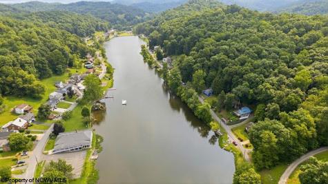 1752 Lake Floyd Circle Bristol WV 26426