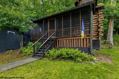 1752 Lake Floyd Circle Bristol WV 26426