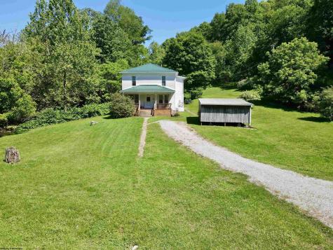 19 Nazareth Farm Road Salem WV 26426