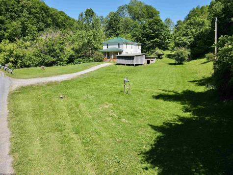 19 Nazareth Farm Road Salem WV 26426