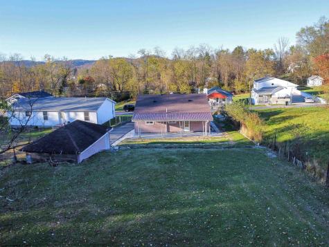 324 Garret Avenue Fairmont WV 26554