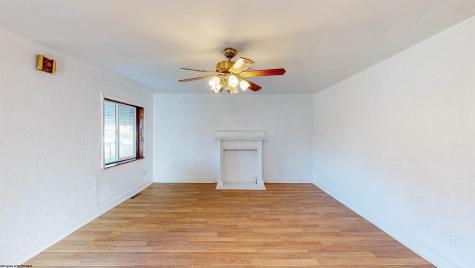 324 Garret Avenue Fairmont WV 26554