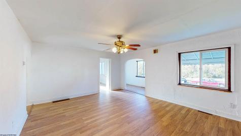 324 Garret Avenue Fairmont WV 26554