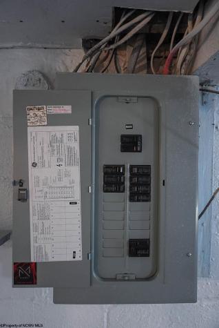 324 Garret Avenue Fairmont WV 26554