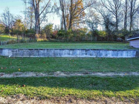 324 Garret Avenue Fairmont WV 26554