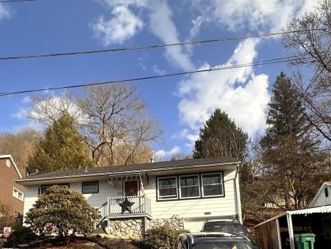 159 Kramer Drive Clarksburg WV 26301