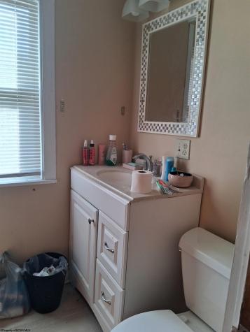 1367 W Little Kanawha Highway Grantsville WV 26147