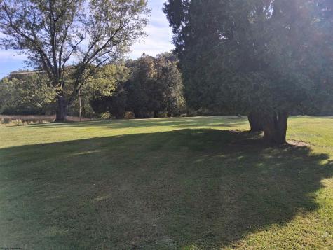 1367 W Little Kanawha Highway Grantsville WV 26147