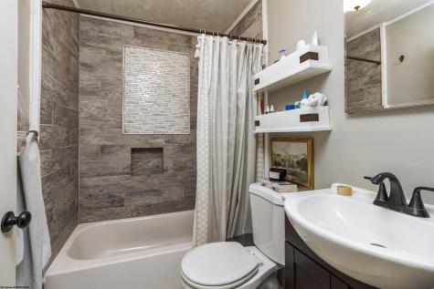 422 Worthington Drive Bridgeport WV 26330