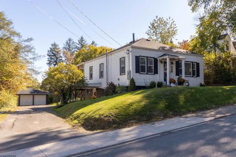 422 Worthington Drive Bridgeport WV 26330