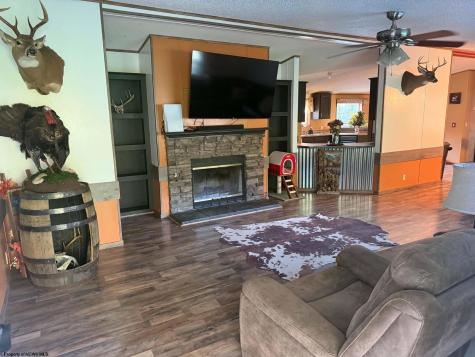 165 Everson Lane Volga WV 26238