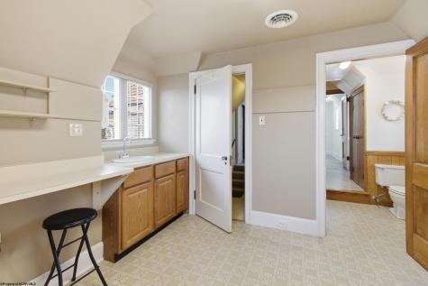 401 Washington Avenue Clarksburg WV 26301