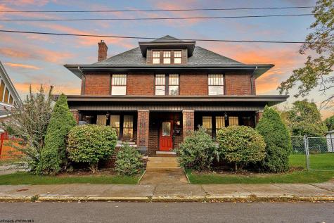 323 Demain Avenue Morgantown WV 26501