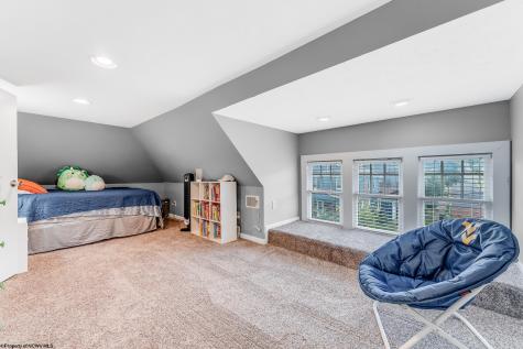 323 Demain Avenue Morgantown WV 26501