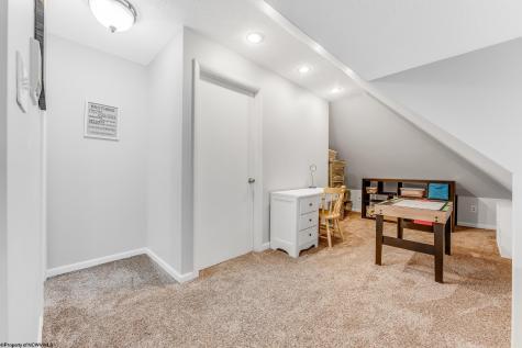 323 Demain Avenue Morgantown WV 26501