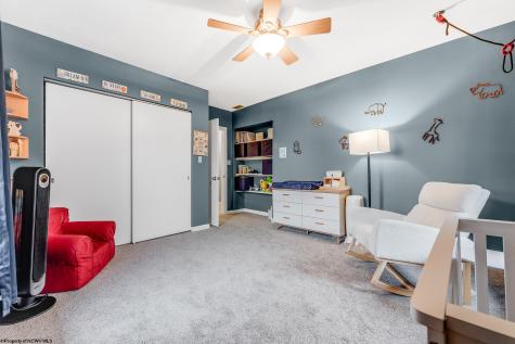 323 Demain Avenue Morgantown WV 26501