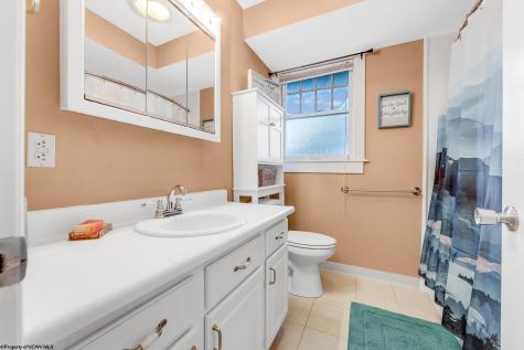 323 Demain Avenue Morgantown WV 26501