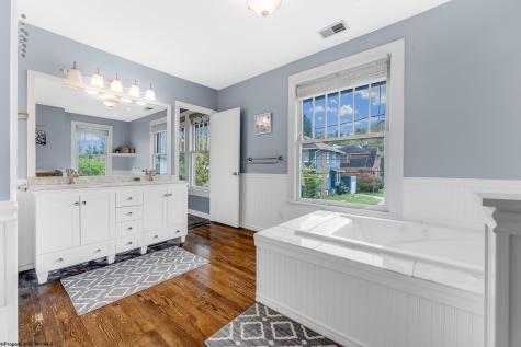 323 Demain Avenue Morgantown WV 26501