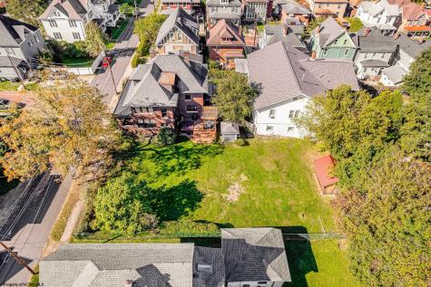 323 Demain Avenue Morgantown WV 26501