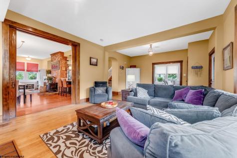 323 Demain Avenue Morgantown WV 26501