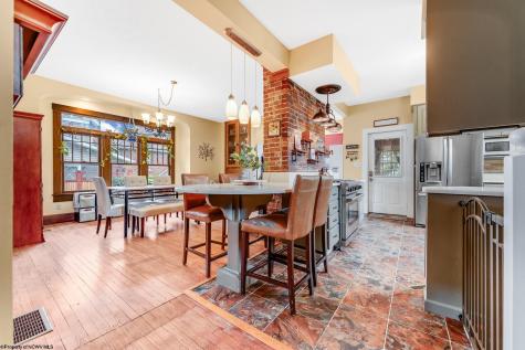 323 Demain Avenue Morgantown WV 26501