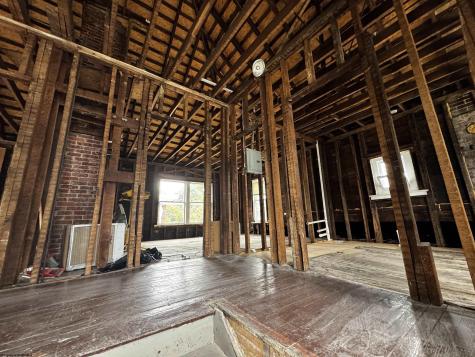 519 Center Avenue Weston WV 26452