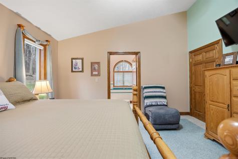 99 Jo Glen Drive Morgantown WV 26508