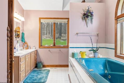 99 Jo Glen Drive Morgantown WV 26508