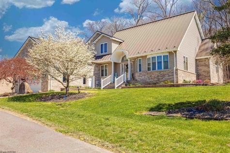 99 Jo Glen Drive Morgantown WV 26508