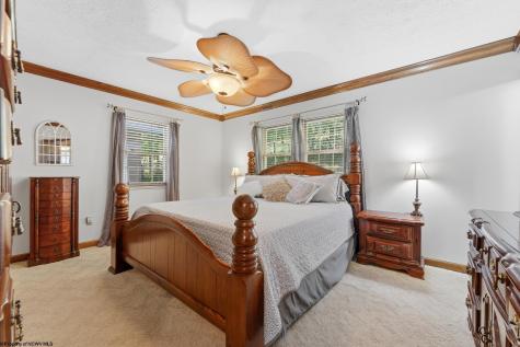 83 Maple Lake Court Bridgeport WV 26330