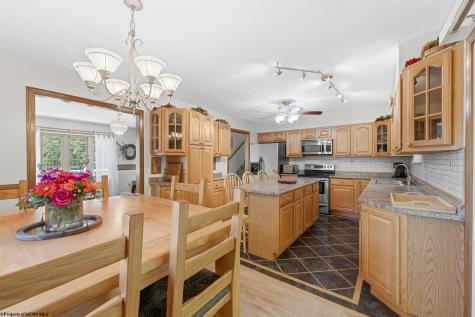 83 Maple Lake Court Bridgeport WV 26330