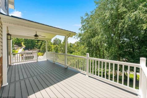 83 Maple Lake Court Bridgeport WV 26330