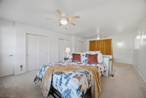 206 Paradise Circle Morgantown WV 26505