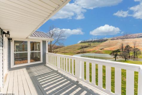 486 Saint Francis Way Bridgeport WV 26554