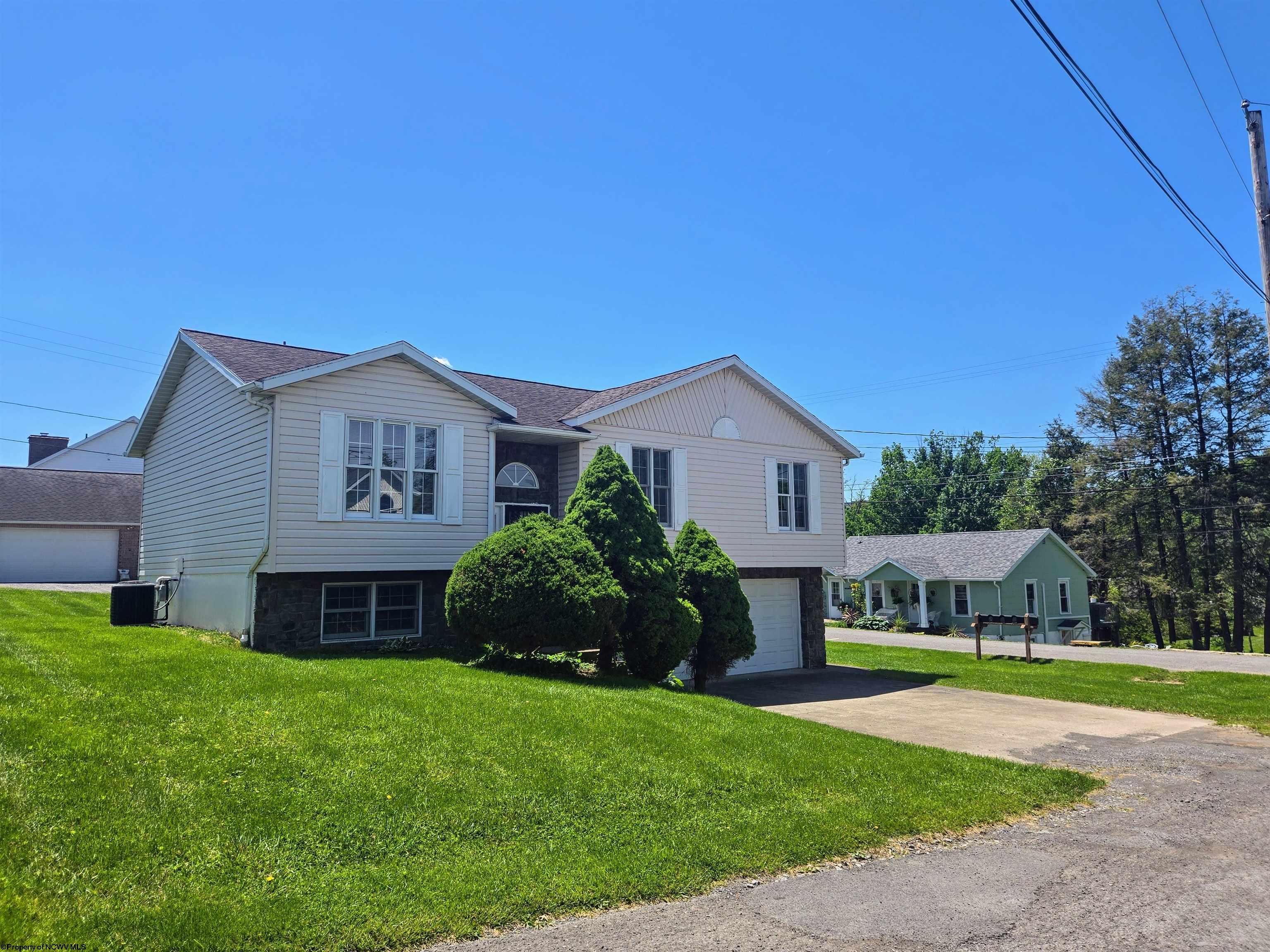 2 Hawley Lane Star City WV 26505