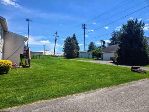 2 Hawley Lane Star City WV 26505