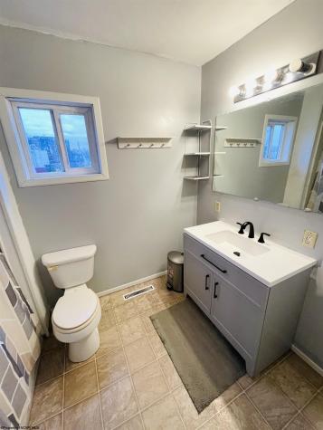412 Merrill Avenue Rivesville WV 26588