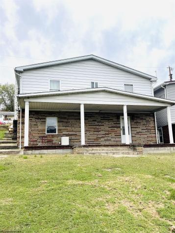 412 Merrill Avenue Rivesville WV 26588