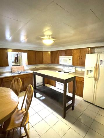 412 Merrill Avenue Rivesville WV 26588