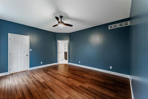 17 Banner Place Morgantown WV 26508