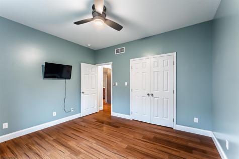 17 Banner Place Morgantown WV 26508