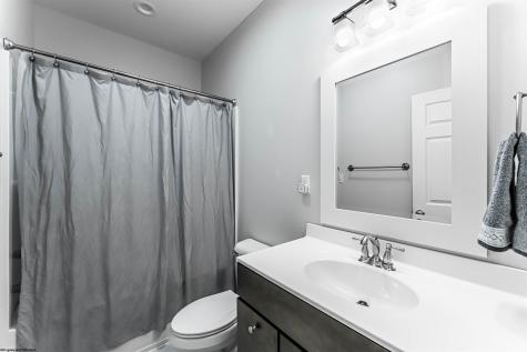 17 Banner Place Morgantown WV 26508