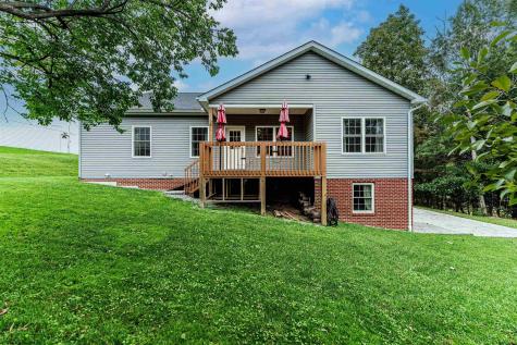 17 Banner Place Morgantown WV 26508