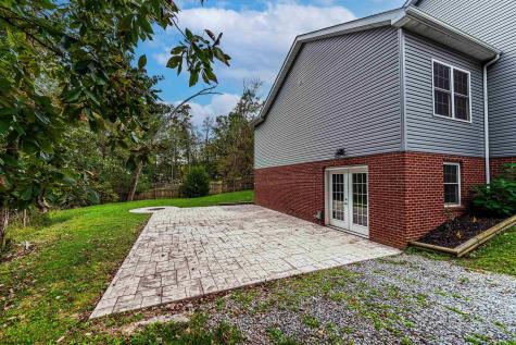 17 Banner Place Morgantown WV 26508