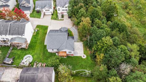 17 Banner Place Morgantown WV 26508