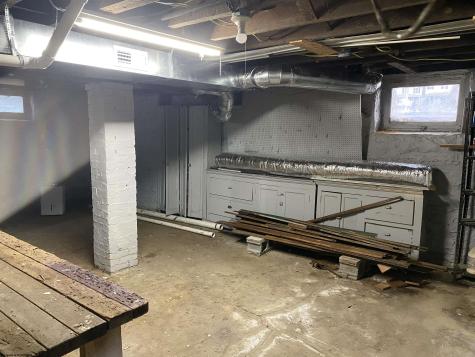 187 E Pike Street Clarksburg WV 26301