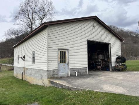 8945 Seneca Trail Mill Creek WV 26280
