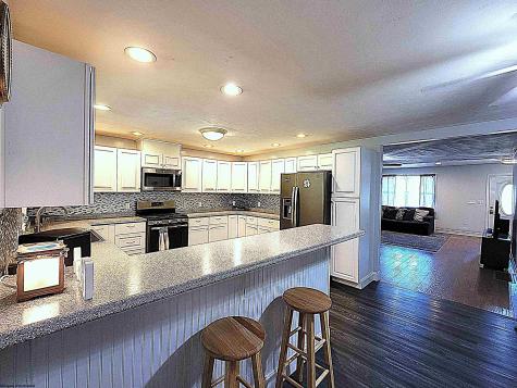 1643 Simmons Lane Fairmont WV 26554